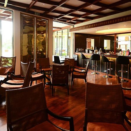 Earl's Regent Hotel Kandy Exterior foto