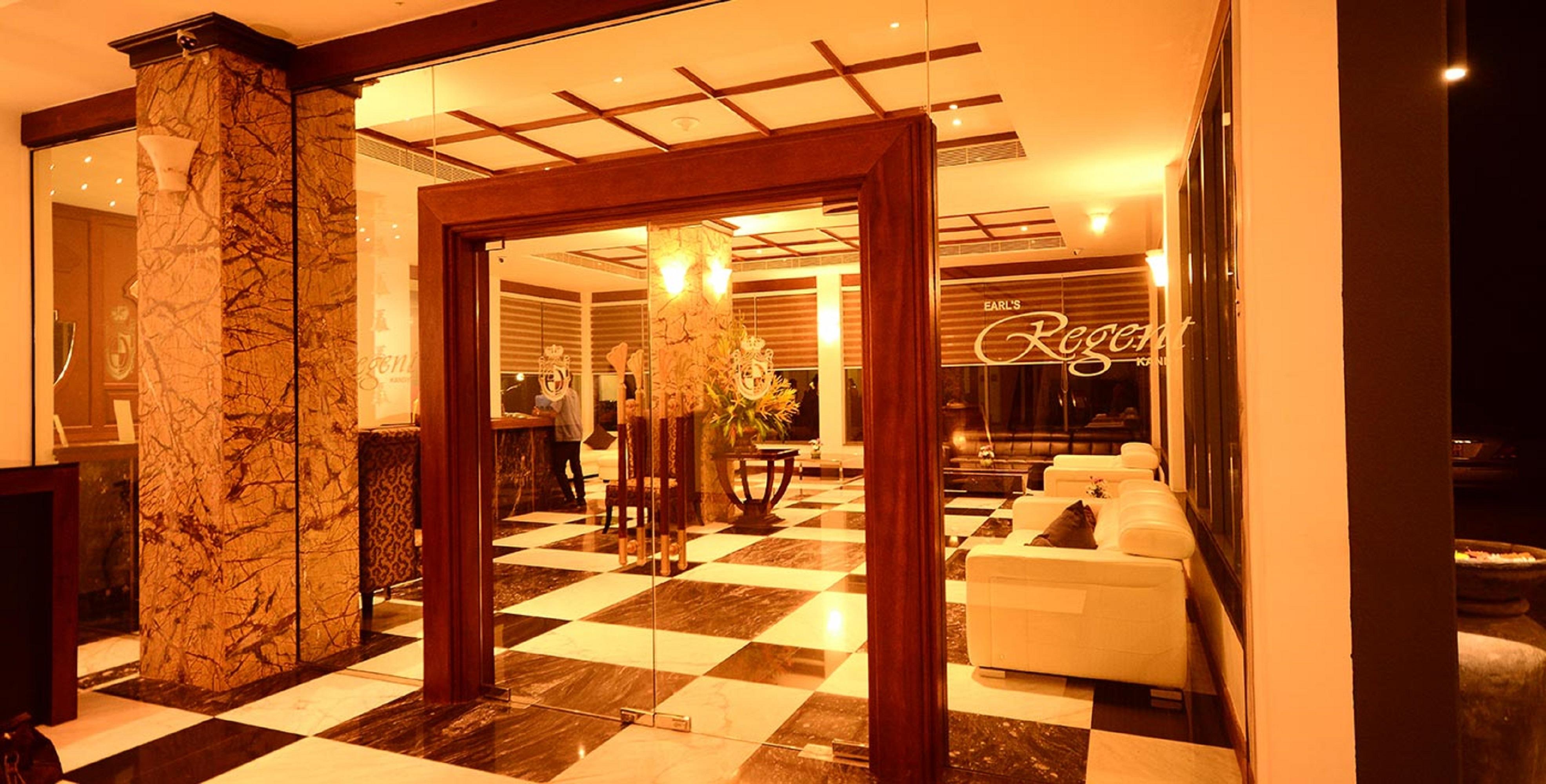 Earl's Regent Hotel Kandy Exterior foto